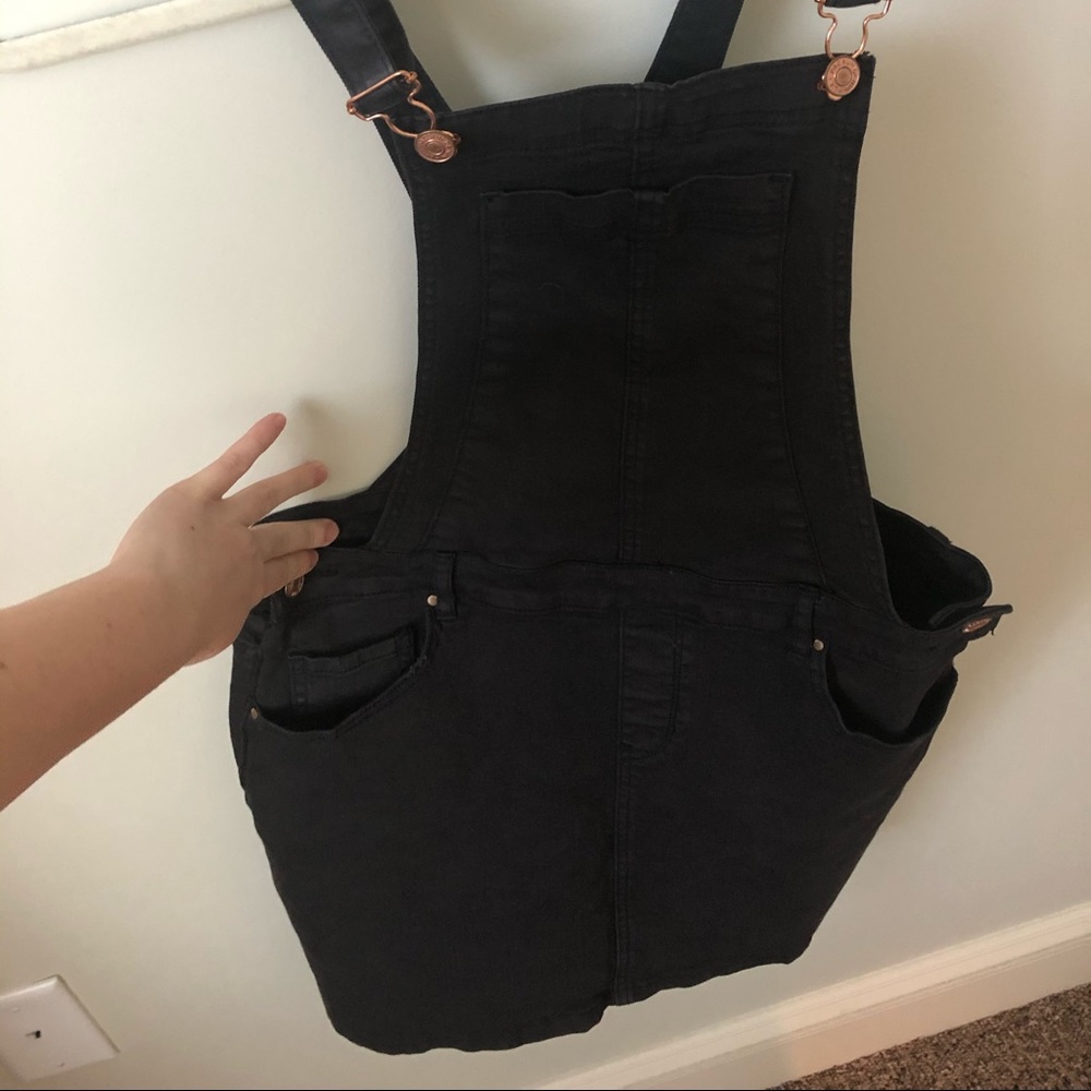 Black Pacsun skirt overalls